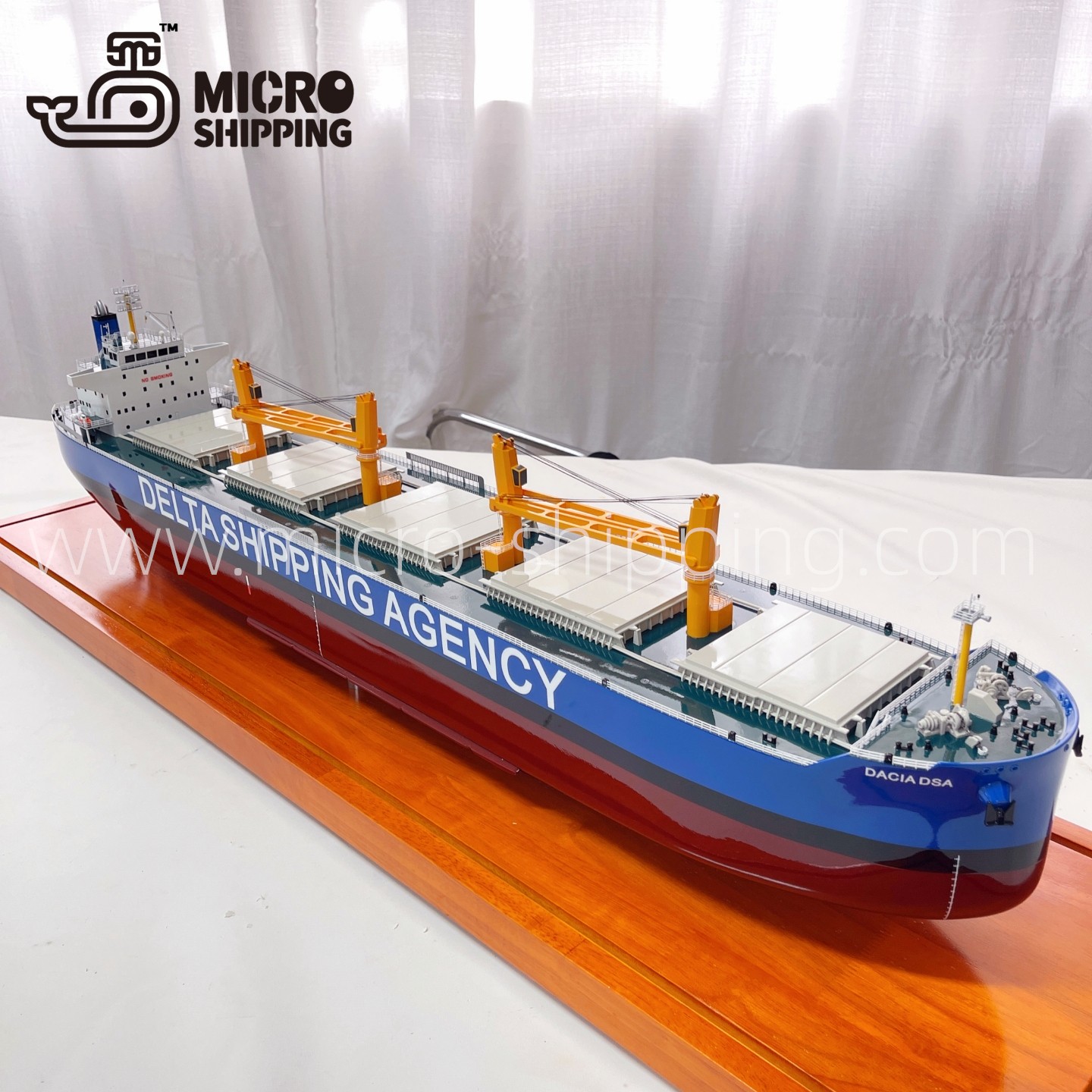 100CM DELTA SHIPPING BULK VESSEL MODEL