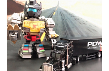 Autobots, Transform and Roll Out！