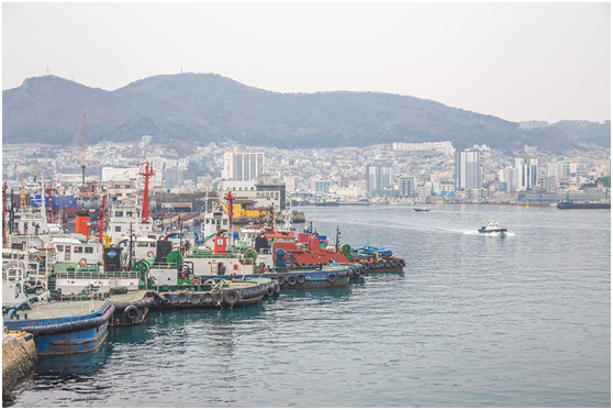 Busan port, one of the world ports(图1)