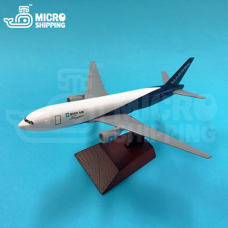 1:450 Scale Maersk Star Air Alloy Plane Model Boeing 767 Cargo Plane High Quality Wooden Stand(图2)