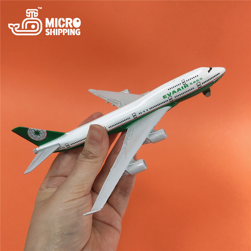 1:450 Scale Zinc Alloy Cargo Passenger Airplane Model (图3)